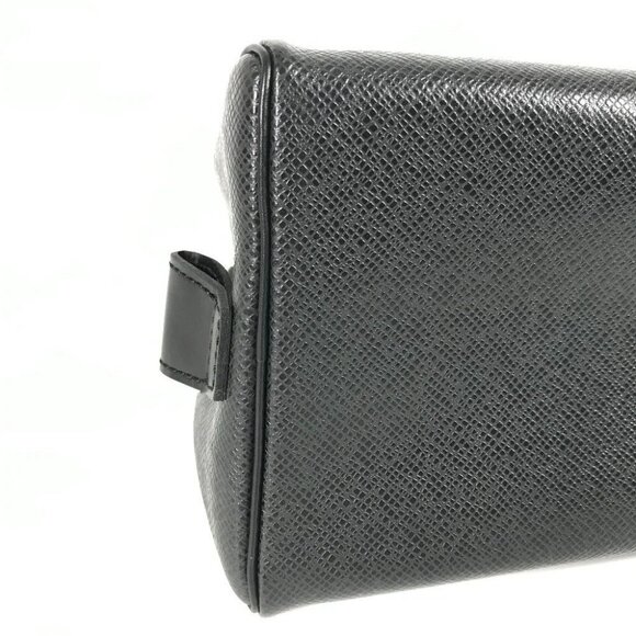 LOUIS VUITTON M30222 Taiga Trousse Toilette PM bag pouch Clutch Bag - Picture 13 of 16